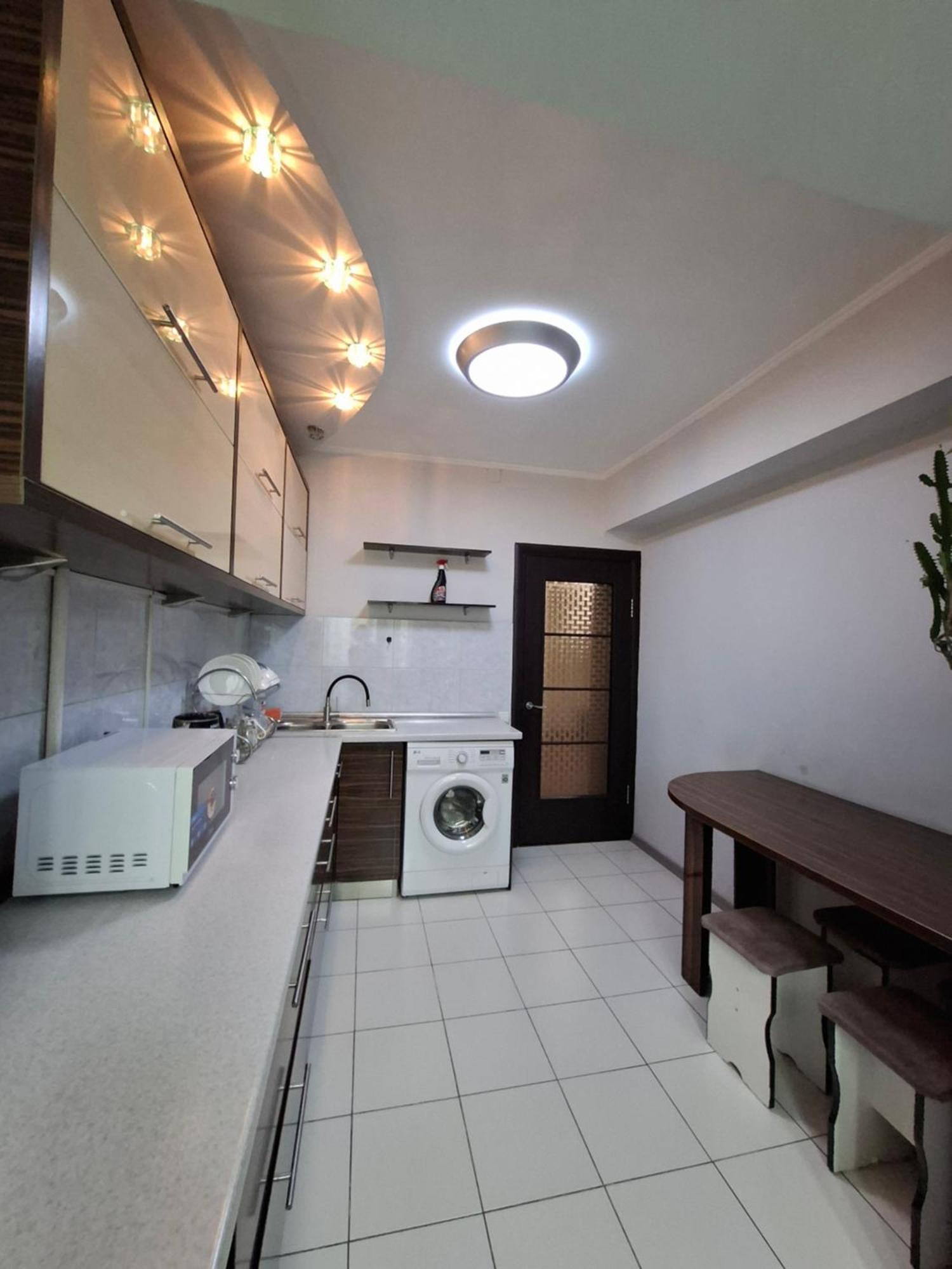 Apartment in street Kievskaya 49 Bisjkek Eksteriør bilde