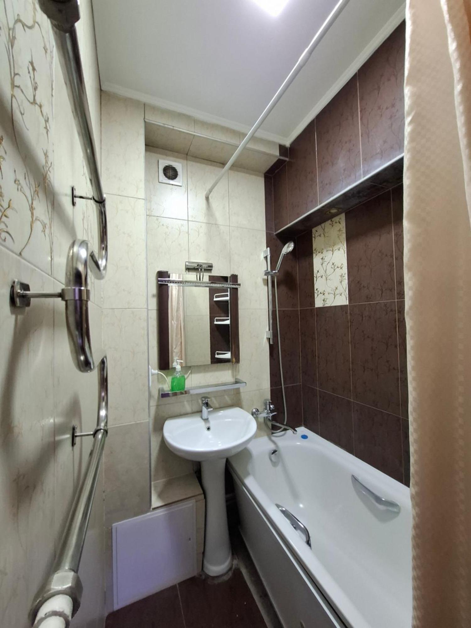 Apartment in street Kievskaya 49 Bisjkek Eksteriør bilde